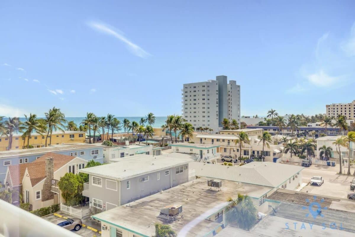 Lovely Apartment - Hollywood Beach - Rooftop Pool Exterior photo