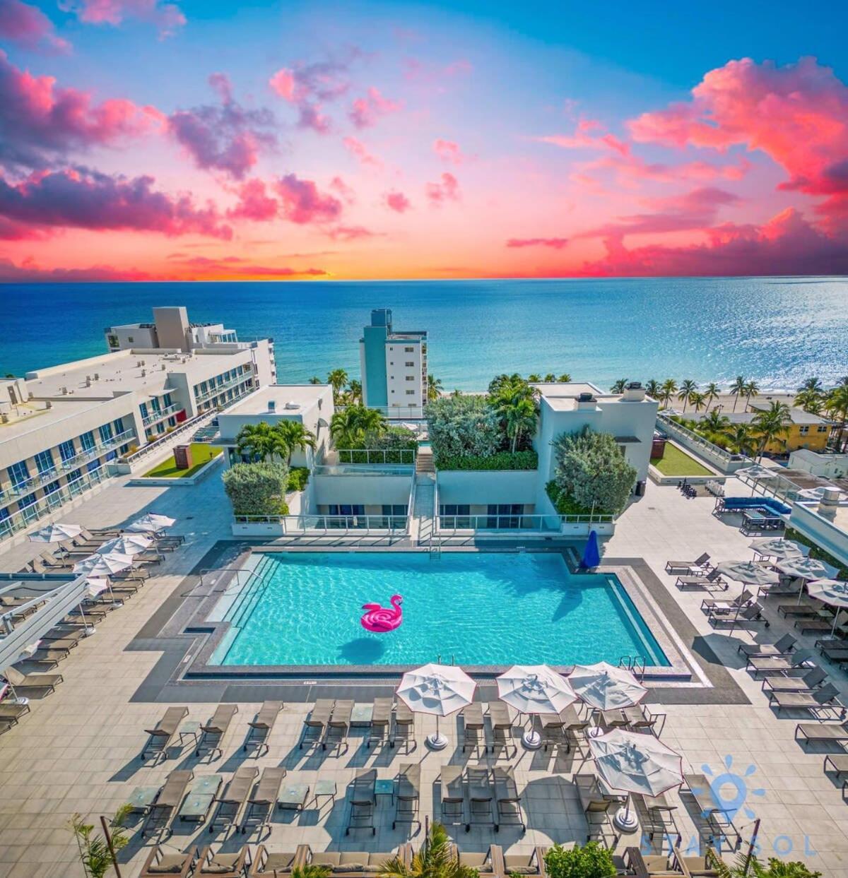 Lovely Apartment - Hollywood Beach - Rooftop Pool Exterior photo